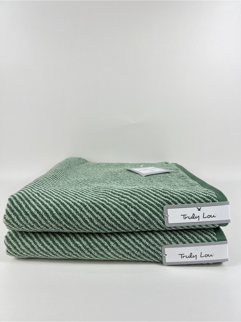 Truly Lou Bath Towels Light and Dark Green Striped Soft 100% Cotton 2 Pc NEW